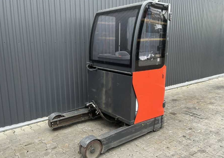 Linde R14-01 - Reach truck: picture 1 Linde R14-01 - Reach truck: picture 1