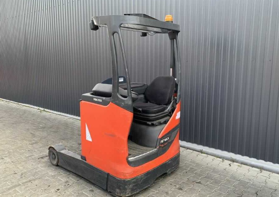 Linde R14HD-01 - Reach truck: picture 3 Linde R14HD-01 - Reach truck: picture 3
