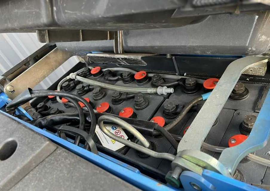 Linde V08-02 - Order picker: picture 5 Linde V08-02 - Order picker: picture 5