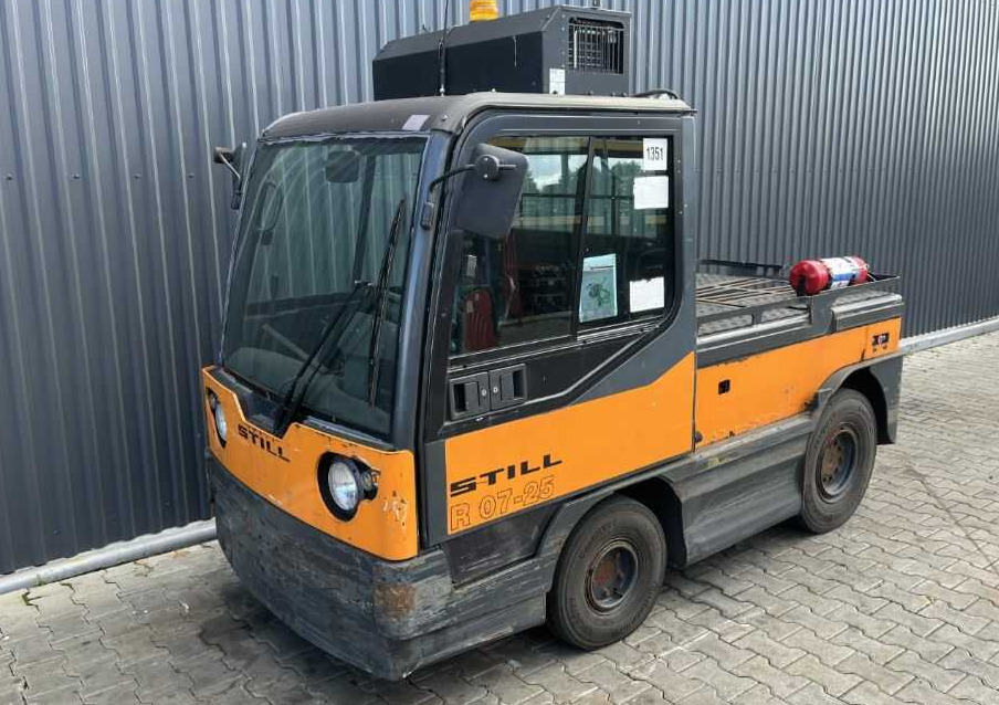 Still R07-25 - Tow tractor: picture 1 Still R07-25 - Tow tractor: picture 1