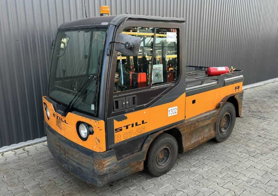 Still R07-25 - Tow tractor: picture 1 Still R07-25 - Tow tractor: picture 1
