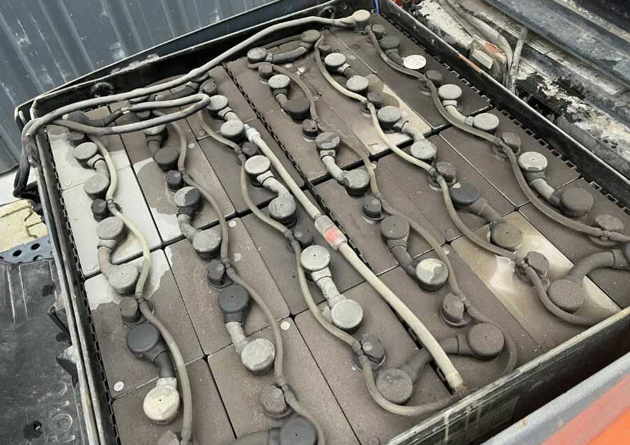 Toyota 8FBET18 - Electric forklift: picture 5 Toyota 8FBET18 - Electric forklift: picture 5