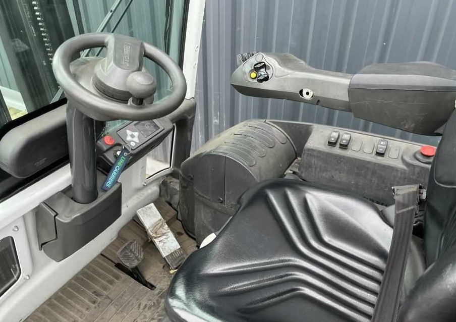 Unicarriers JA2N1L16Q - Electric forklift: picture 4 Unicarriers JA2N1L16Q - Electric forklift: picture 4