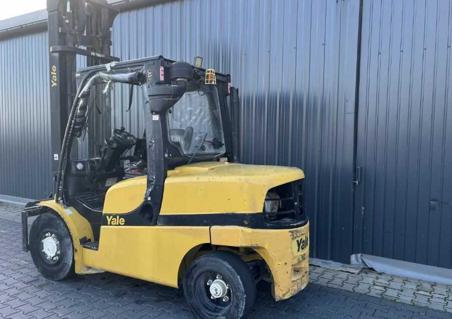 Yale GDP45 - Diesel forklift: picture 3 Yale GDP45 - Diesel forklift: picture 3