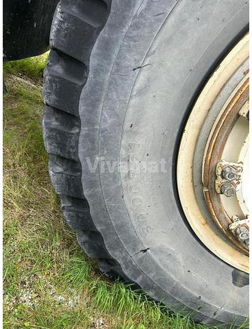 Wheels and tires Bridgestone 30.00R51: picture 9