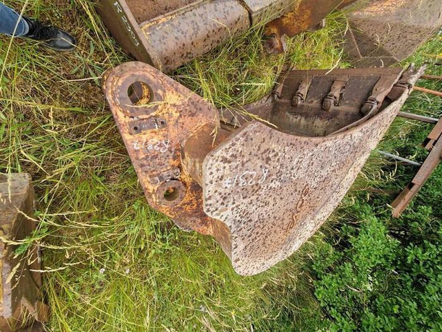 Esco Liebherr 912 - Excavator bucket: picture 1 Esco Liebherr 912 - Excavator bucket: picture 1