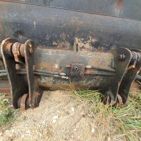 Liebherr L50 L70 - Loader bucket: picture 5 Liebherr L50 L70 - Loader bucket: picture 5