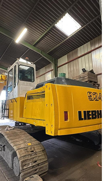 Crawler excavator Liebherr R934B EW: picture 14