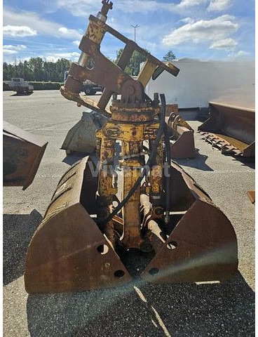 Liebherr SW48 - Clamshell bucket: picture 1 Liebherr SW48 - Clamshell bucket: picture 1