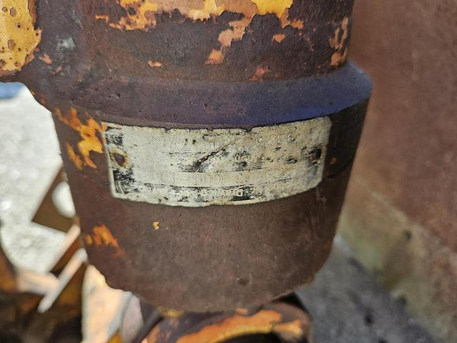 Liebherr SW48 - Clamshell bucket: picture 4 Liebherr SW48 - Clamshell bucket: picture 4