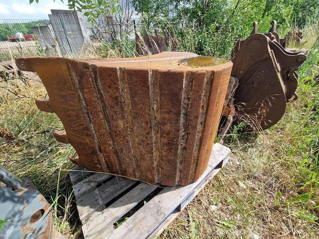 Liebherr SWA33 - Excavator bucket: picture 1 Liebherr SWA33 - Excavator bucket: picture 1