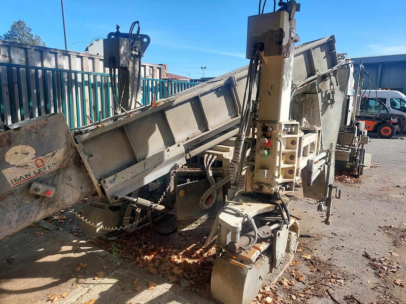 Wirtgen SP150F - Concrete equipment: picture 4 Wirtgen SP150F - Concrete equipment: picture 4