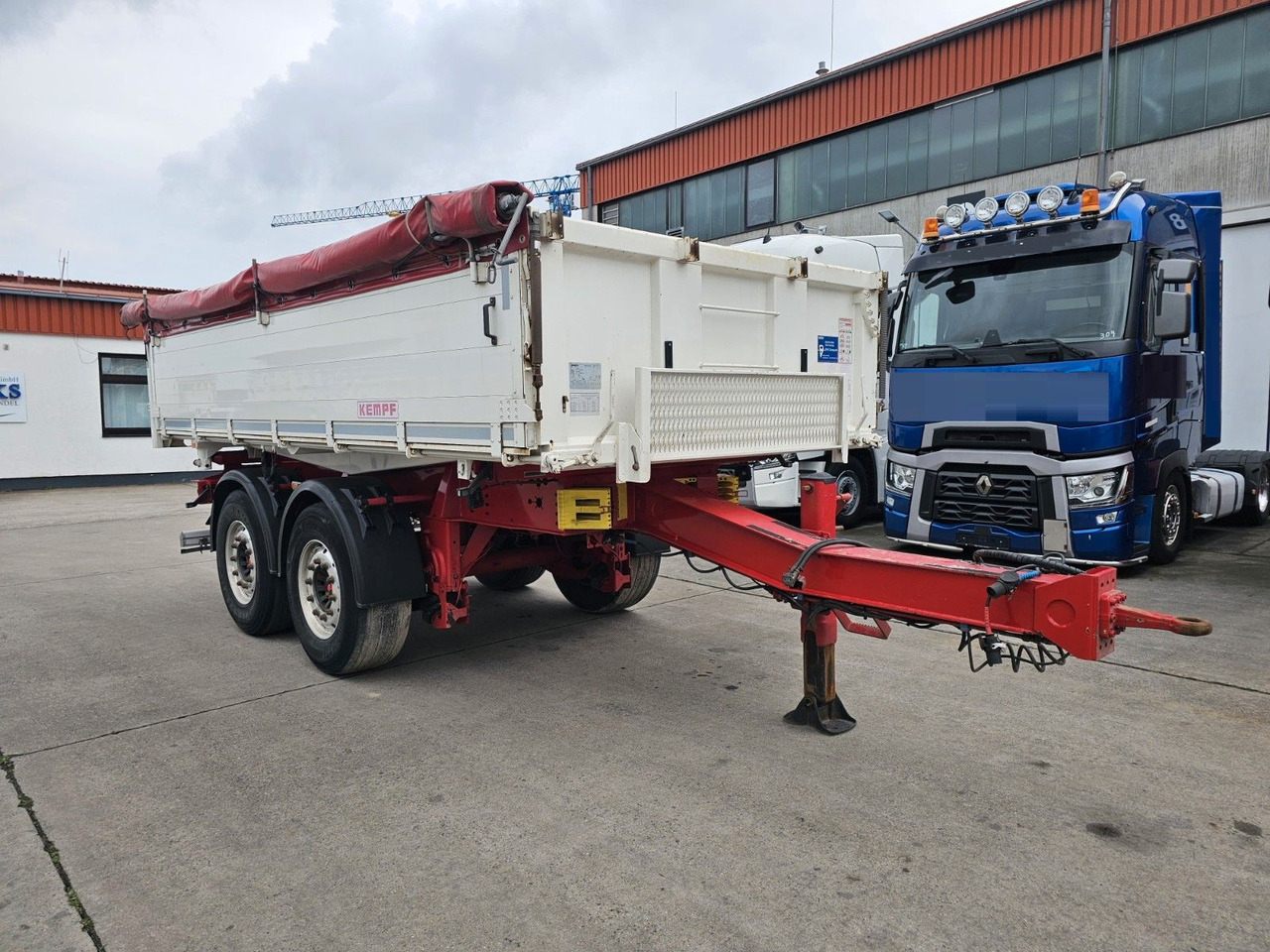 Kempf GETREIDEKIPPER * SAF-ACHSEN * LIFTACHSE * ALCOA - Tipper trailer: picture 3 Kempf GETREIDEKIPPER * SAF-ACHSEN * LIFTACHSE * ALCOA - Tipper trailer: picture 3
