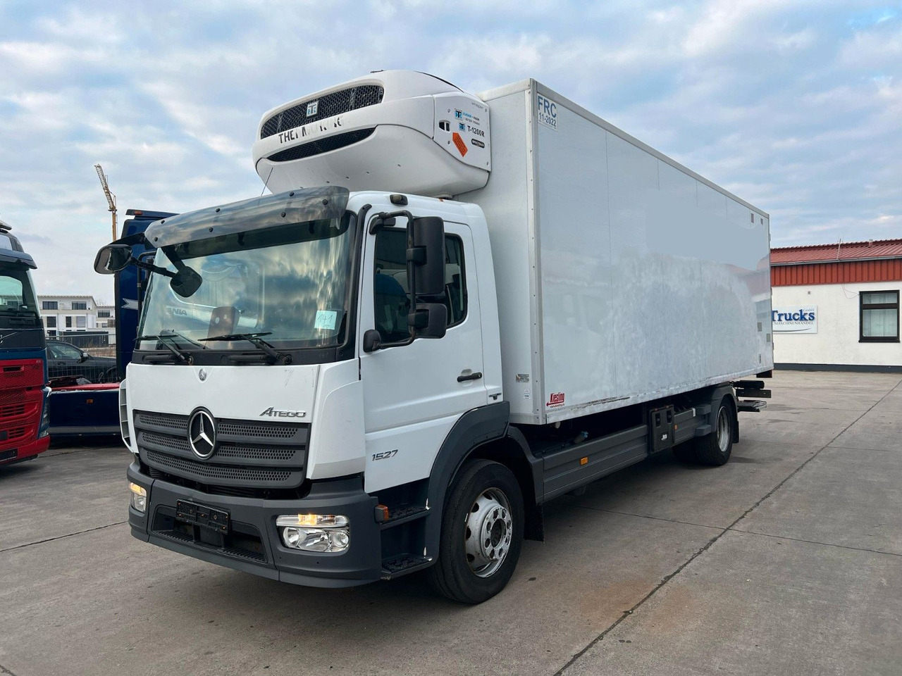 Mercedes-Benz Atego 1527 * THERMO KING * KAMERA * LBW 1,5t * - Refrigerator truck: picture 1 Mercedes-Benz Atego 1527 * THERMO KING * KAMERA * LBW 1,5t * - Refrigerator truck: picture 1