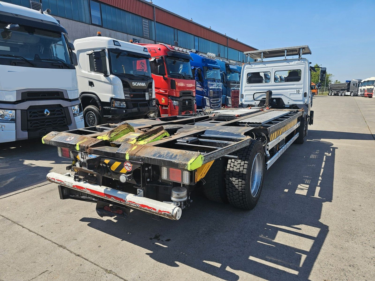 Mercedes-Benz KAMAG * WBH25 * UMSETZER * KLIMA * STANDHEIZ. * - Tractor unit: picture 5 Mercedes-Benz KAMAG * WBH25 * UMSETZER * KLIMA * STANDHEIZ. * - Tractor unit: picture 5