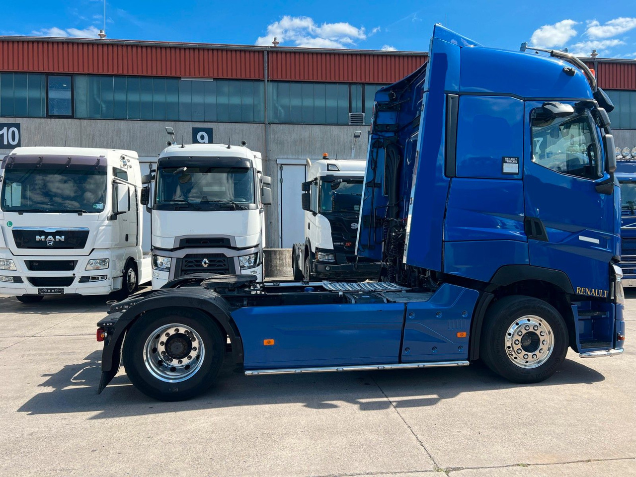 Renault T 520 COMFORT * RETA* STANDKLIMA * LEDER * ALCOA - Tractor unit: picture 4 Renault T 520 COMFORT * RETA* STANDKLIMA * LEDER * ALCOA - Tractor unit: picture 4