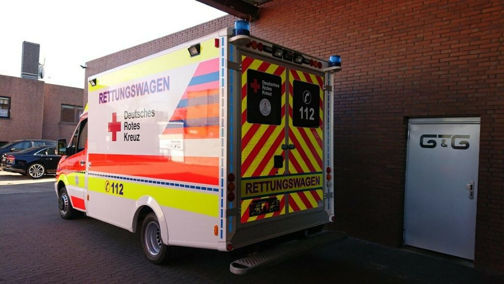 Mercedes-Benz Sprinter 516 // 1 J Garantie // Mercedes-Benz Sprinter 516 // 1 J Garantie // - Ambulance: picture 5 Mercedes-Benz Sprinter 516 // 1 J Garantie // Mercedes-Benz Sprinter 516 // 1 J Garantie // - Ambulance: picture 5