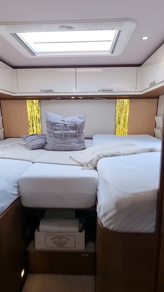 Niesmann + Bischoff Flair 880 BE - Integrated motorhome: picture 4 Niesmann + Bischoff Flair 880 BE - Integrated motorhome: picture 4