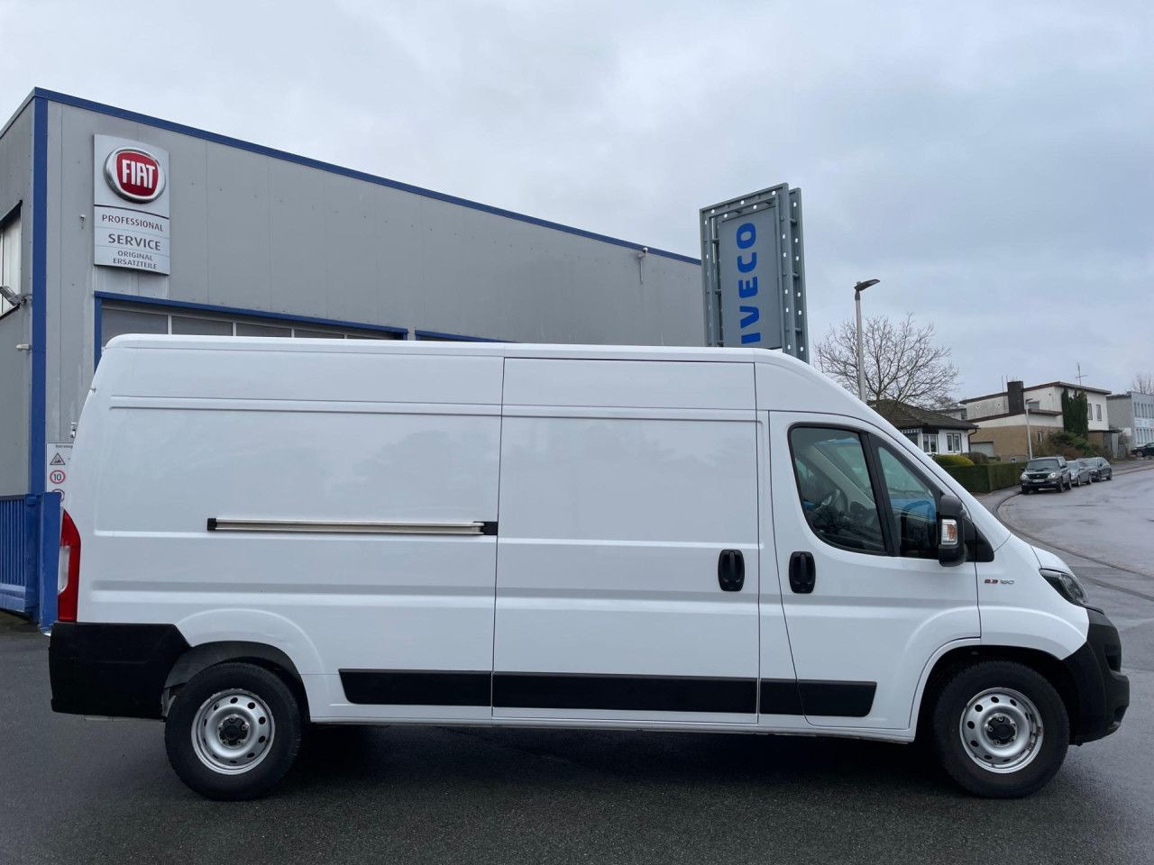 Fiat Ducato 35 180-MJet L4H2 Euro6 Klima AHK Navi ZV - Panel van: picture 3 Fiat Ducato 35 180-MJet L4H2 Euro6 Klima AHK Navi ZV - Panel van: picture 3