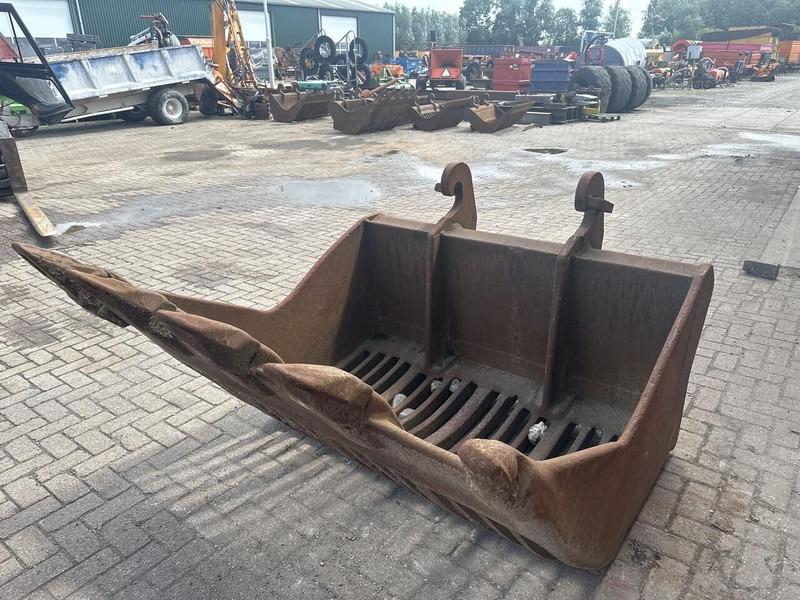 CW 40 - Gebruikt - Bucket: picture 5 CW 40 - Gebruikt - Bucket: picture 5