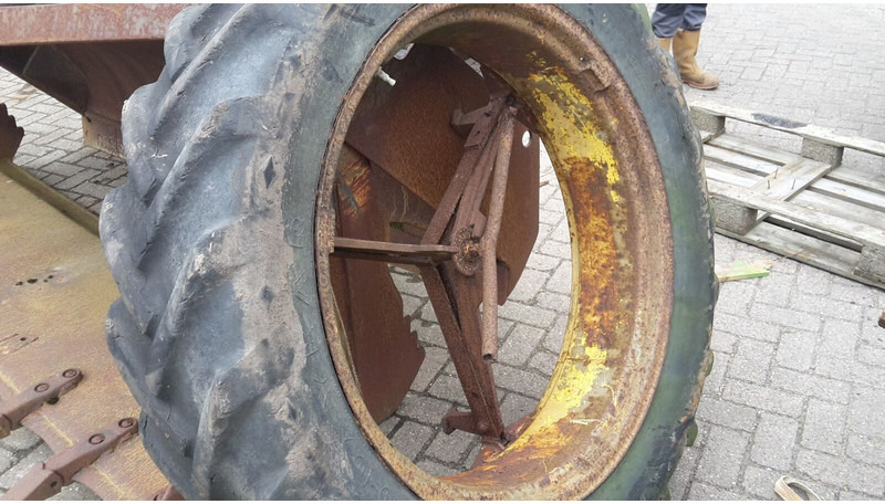 Goodyear dubbellucht - Tire for Agricultural machinery: picture 1 Goodyear dubbellucht - Tire for Agricultural machinery: picture 1