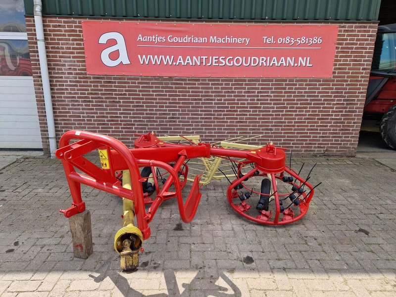 Onbekend - Tedder/ Rake: picture 1 Onbekend - Tedder/ Rake: picture 1