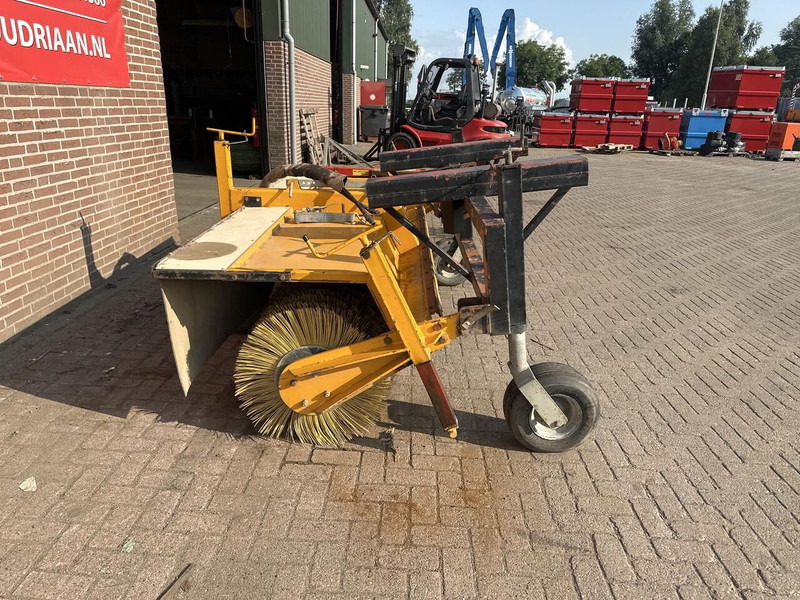 Onbekend Rolbezem - Broom: picture 3 Onbekend Rolbezem - Broom: picture 3