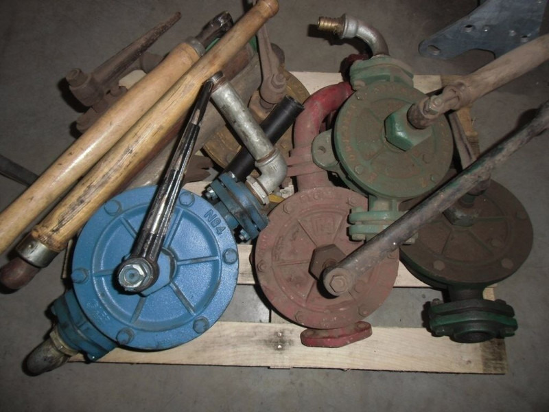 PARTIJ K2-K3-K4 pompen - Water pump: picture 2 PARTIJ K2-K3-K4 pompen - Water pump: picture 2