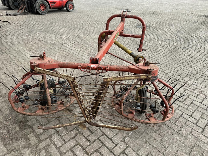 PZ Strela - Gebruikt - Tedder/ Rake: picture 5 PZ Strela - Gebruikt - Tedder/ Rake: picture 5