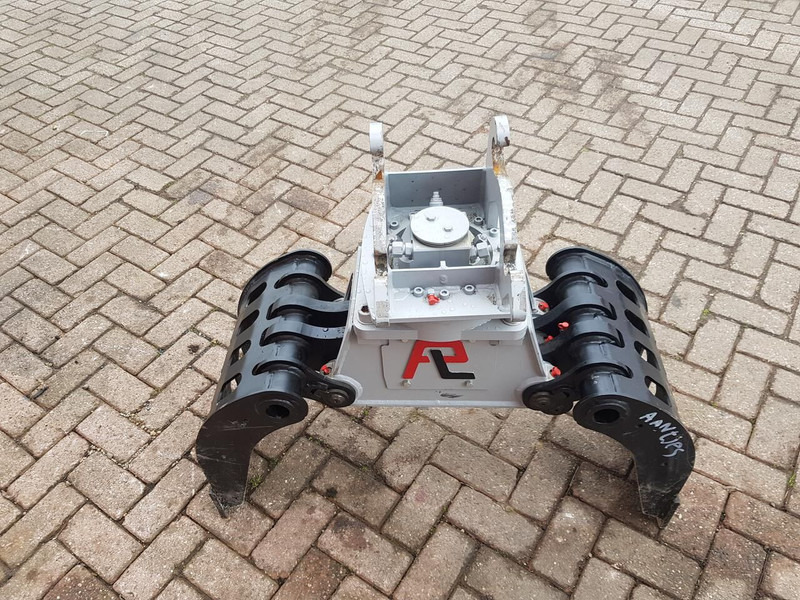 Pladdet PRG1-70 - Grapple for Construction machinery: picture 3 Pladdet PRG1-70 - Grapple for Construction machinery: picture 3