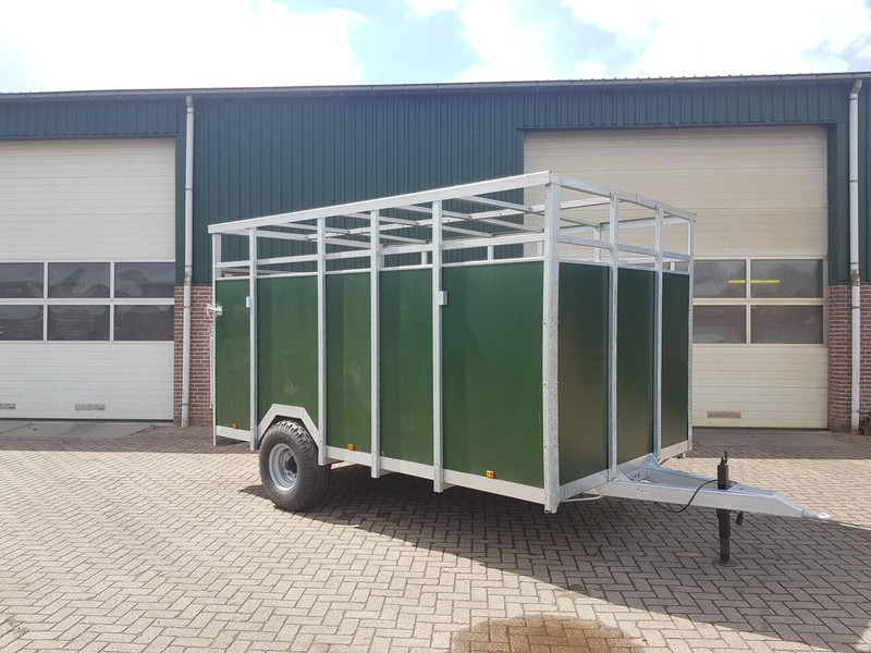 Veewagen 4 meter - Farm trailer: picture 1 Veewagen 4 meter - Farm trailer: picture 1