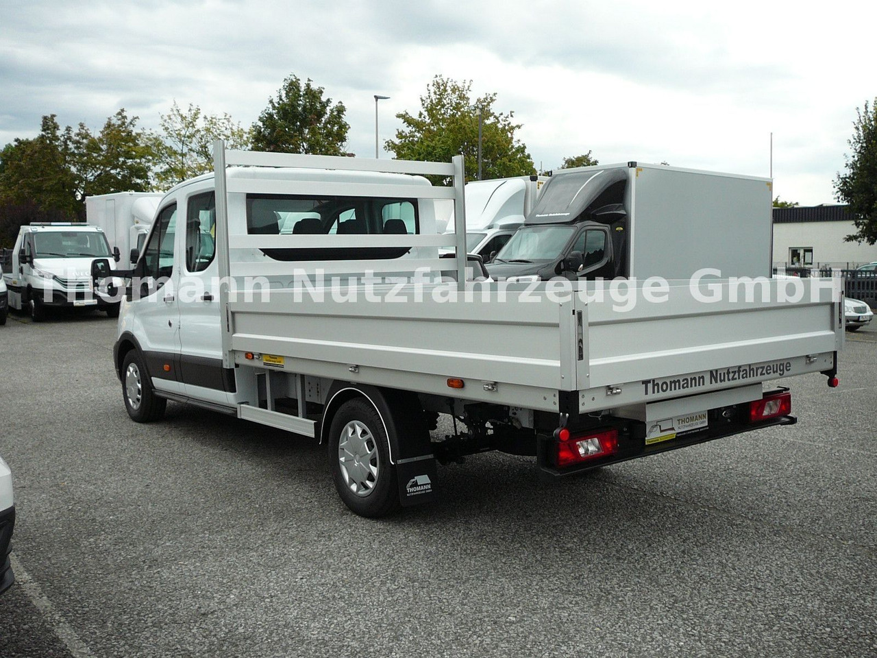 Ford Transit Pritsche Doppelkabine Ford Transit Pritsche Doppelkabine - Flatbed van: picture 4 Ford Transit Pritsche Doppelkabine Ford Transit Pritsche Doppelkabine - Flatbed van: picture 4
