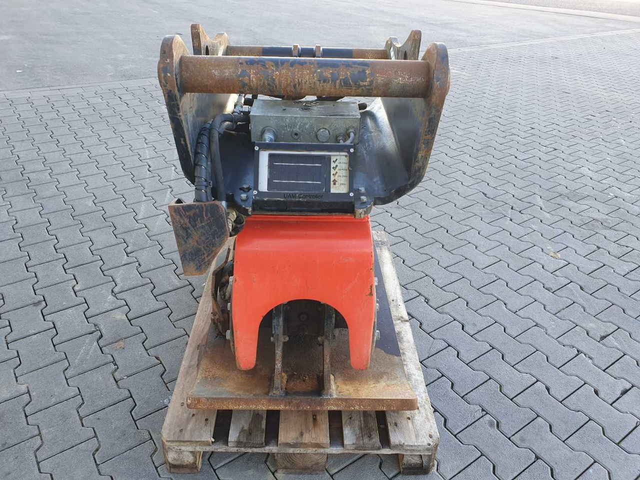 UAM HD 800 Proline Anbauverdichter / OQ65 / 2018 - Attachment for Construction machinery: picture 3 UAM HD 800 Proline Anbauverdichter / OQ65 / 2018 - Attachment for Construction machinery: picture 3