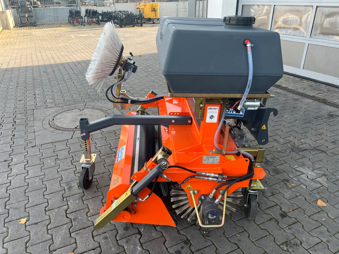 Bema 20 BK Kehrmaschine / Kramer 5040 / 2023 - Broom: picture 5 Bema 20 BK Kehrmaschine / Kramer 5040 / 2023 - Broom: picture 5