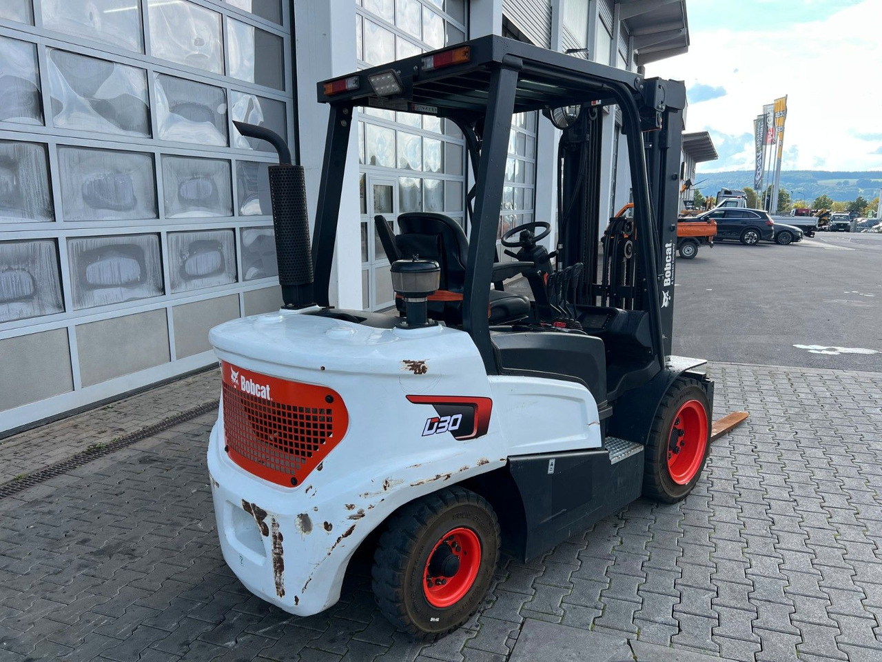 Bobcat D30NXS / nur 482h! / 12.2023 / SS - Electric forklift: picture 4 Bobcat D30NXS / nur 482h! / 12.2023 / SS - Electric forklift: picture 4