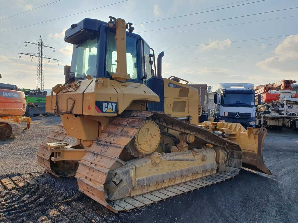 Bulldozer CAT D6N LGP / 7.374h / 6-Wege Klappschild / Bj: 2017: picture 7