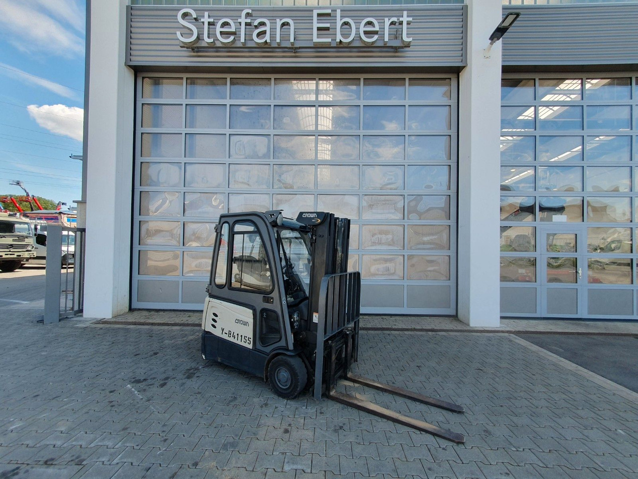 Crown SCT6020-1.3 / Triplex 4,3m / 2.658h / 2020 - Electric forklift: picture 1 Crown SCT6020-1.3 / Triplex 4,3m / 2.658h / 2020 - Electric forklift: picture 1