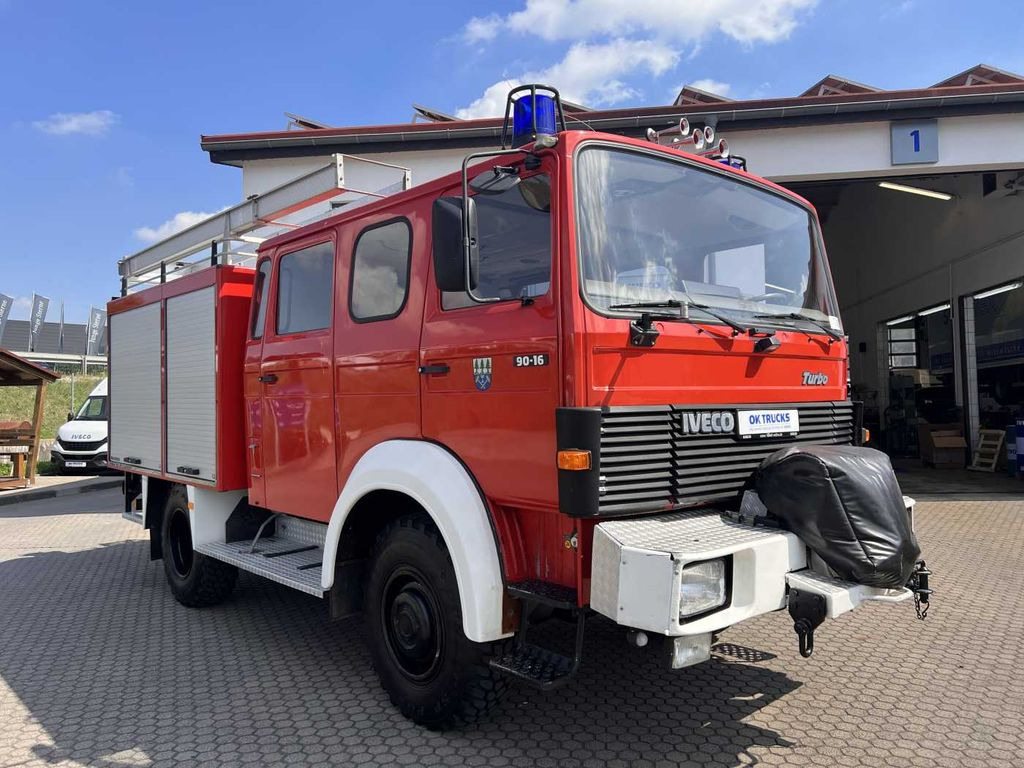 Iveco 75-16 AW 4x4 LF8 Feuerwehr Standheizung 9 Sitze - Fire truck: picture 3 Iveco 75-16 AW 4x4 LF8 Feuerwehr Standheizung 9 Sitze - Fire truck: picture 3