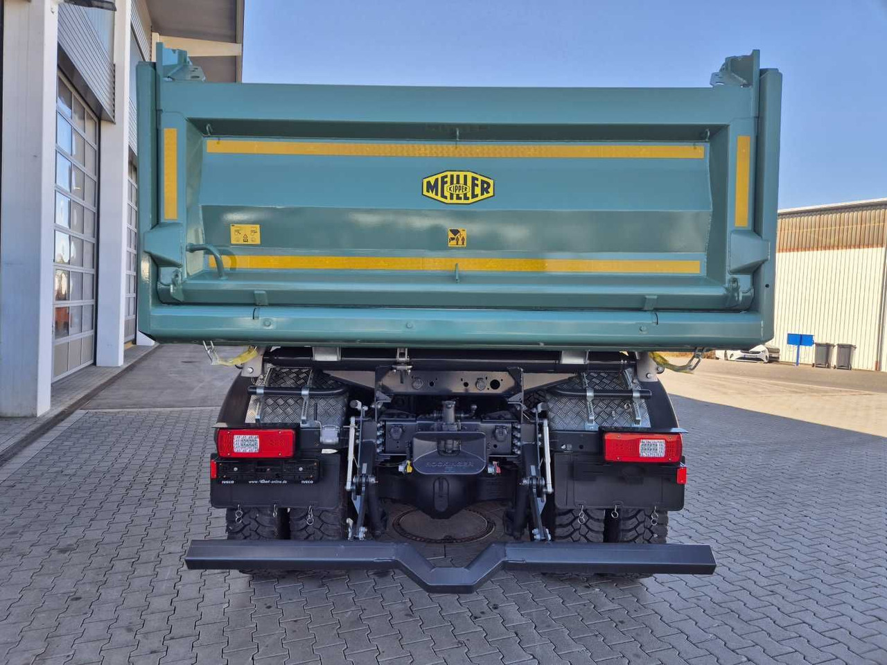 Iveco AT300X48Z HR OFF 6x4 Meiller-Kipper + Bordmatik - Tipper: picture 5 Iveco AT300X48Z HR OFF 6x4 Meiller-Kipper + Bordmatik - Tipper: picture 5
