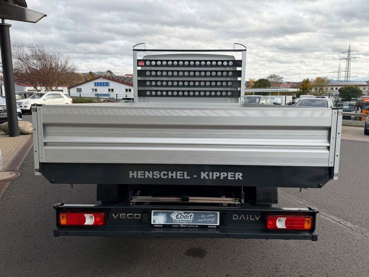 Iveco Daily 35S14 A8*R3.450mm*Automatik*Kamera*2Sitze* - Tipper van: picture 5 Iveco Daily 35S14 A8*R3.450mm*Automatik*Kamera*2Sitze* - Tipper van: picture 5