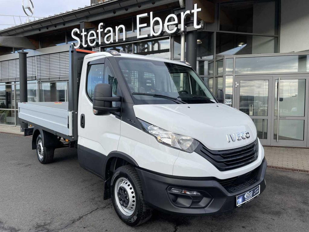 Iveco Daily 35S14 Pritsche *AHK*Klima* - Flatbed van: picture 1 Iveco Daily 35S14 Pritsche *AHK*Klima* - Flatbed van: picture 1