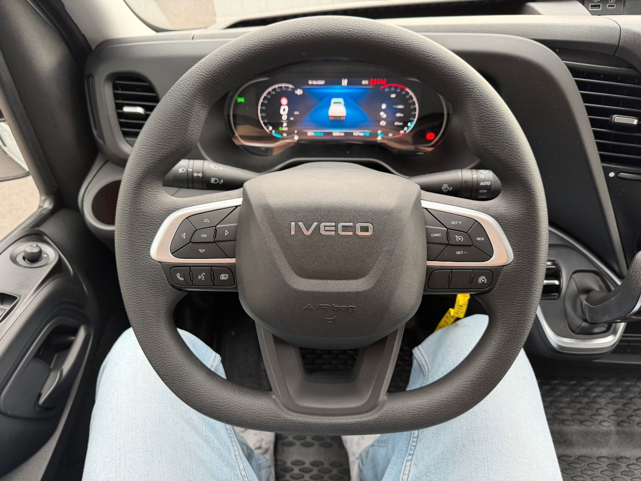 Tipper van, Combi van Iveco Daily 35S16 A8 *R.3450mm*Automatik*AHK*7-Sitze*: picture 10