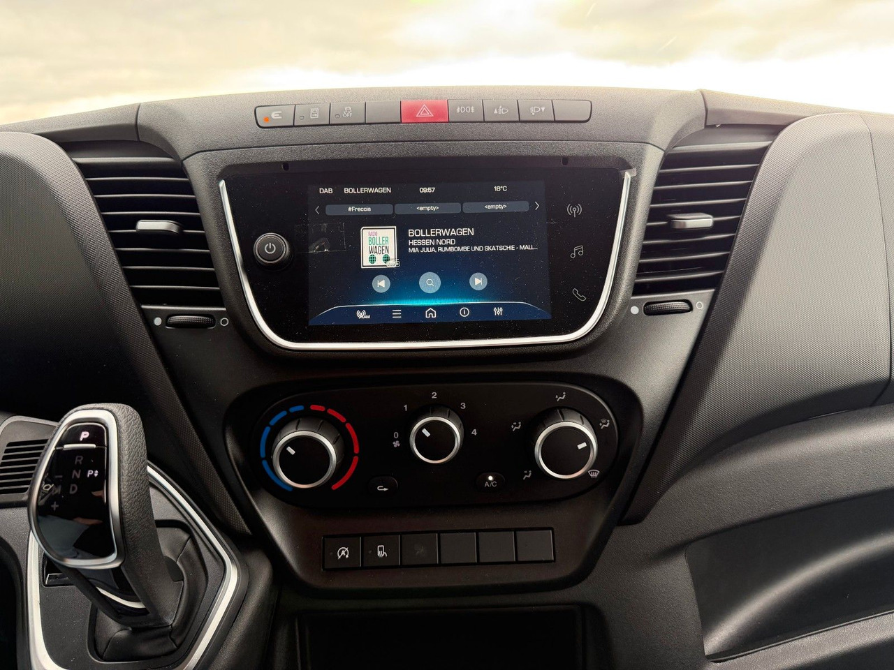 Tipper van, Combi van Iveco Daily 35S16 A8 *R.3450mm*Automatik*AHK*7-Sitze*: picture 14