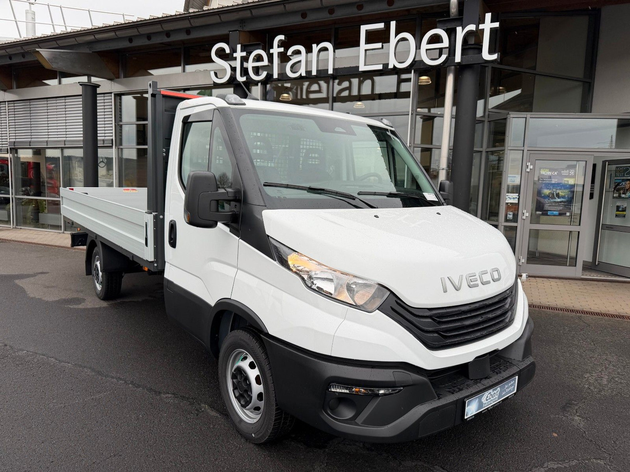 Iveco Daily 35S16 H 3.0L *R3.750mm*AHK*Klima* - Flatbed van: picture 1 Iveco Daily 35S16 H 3.0L *R3.750mm*AHK*Klima* - Flatbed van: picture 1