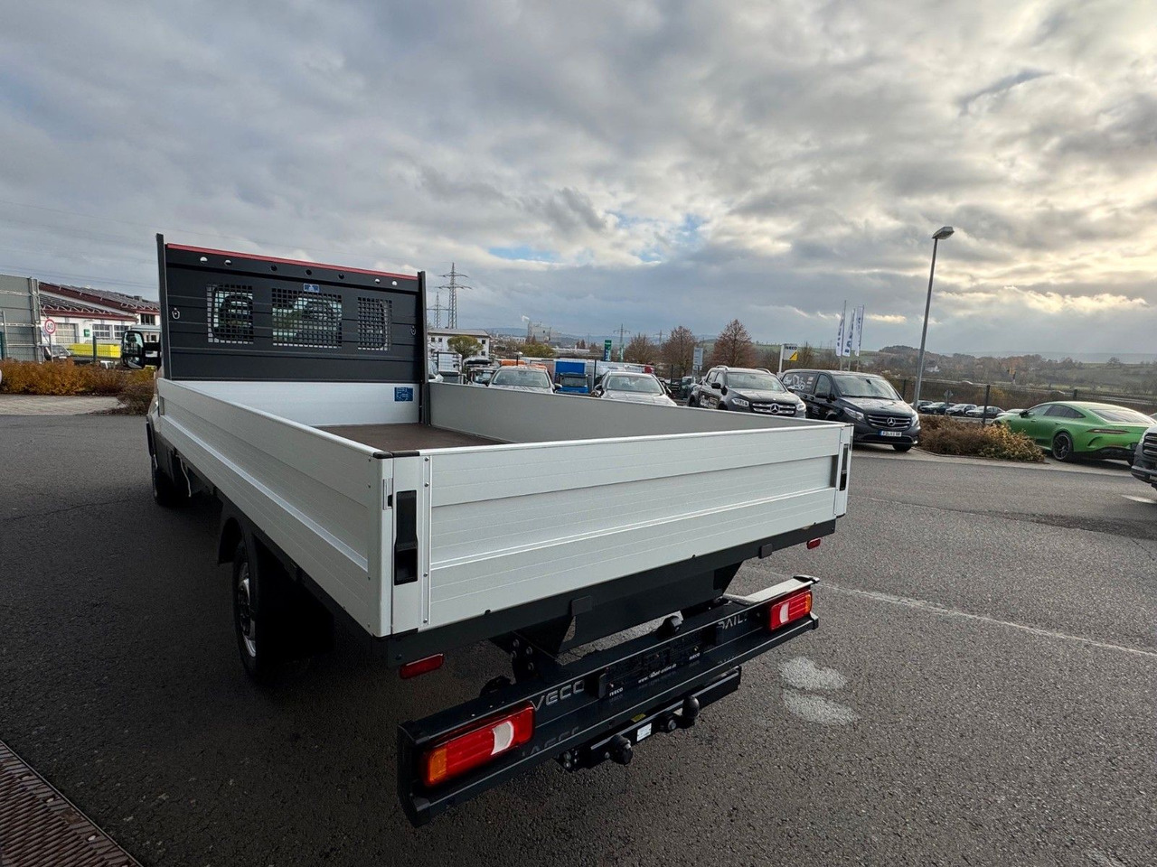 Iveco Daily 35S16 *R.3750mm*Automatik*AHK*Kamera* - Flatbed van: picture 4 Iveco Daily 35S16 *R.3750mm*Automatik*AHK*Kamera* - Flatbed van: picture 4