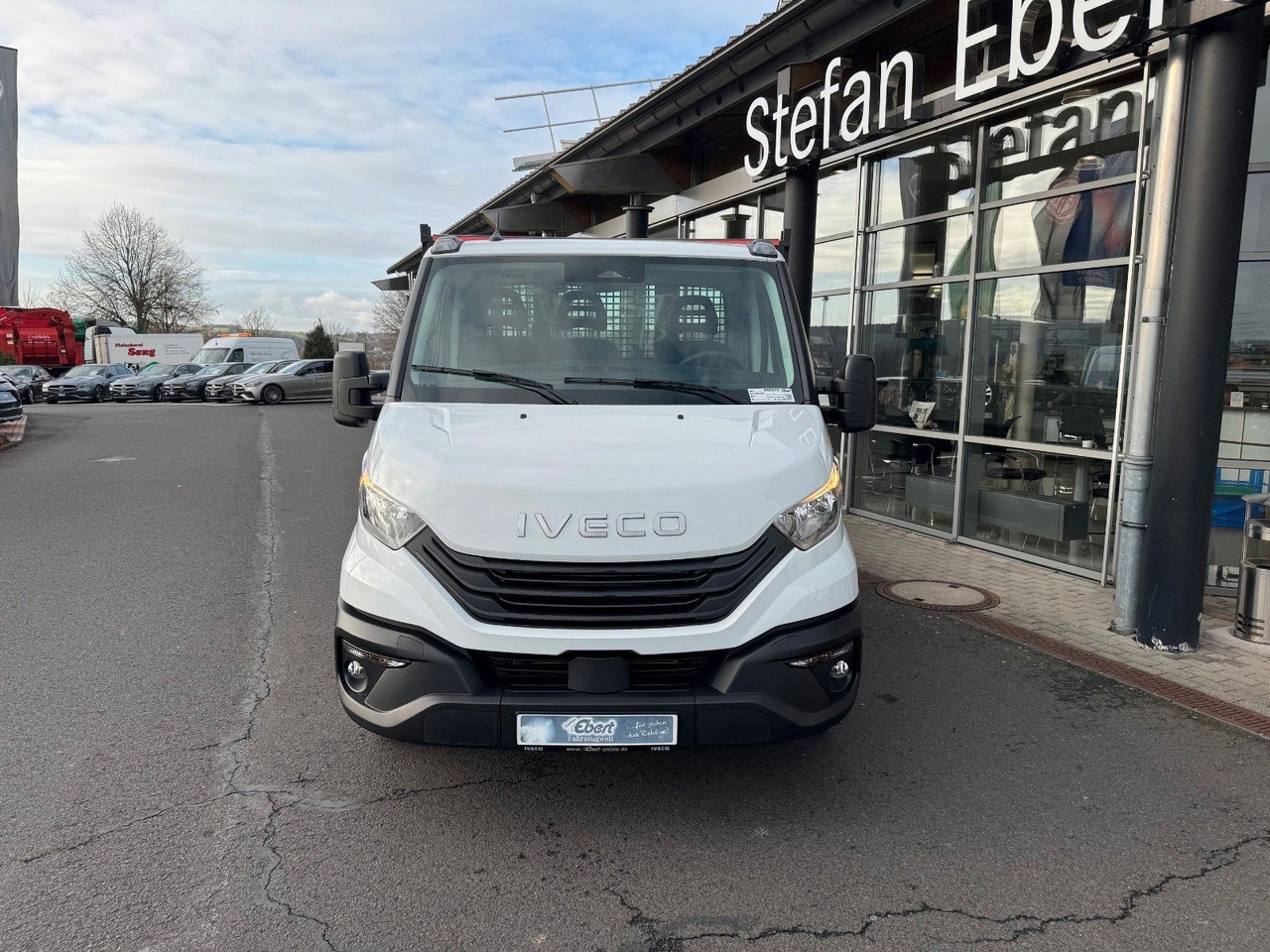 Iveco Daily 35S16 *R.3750mm*Automatik*AHK*Kamera* - Flatbed van: picture 2 Iveco Daily 35S16 *R.3750mm*Automatik*AHK*Kamera* - Flatbed van: picture 2