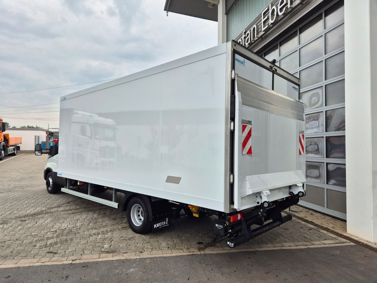 Iveco Daily 70C18 A8 3.0L *R5.100mm*LBW*Luft*Automatik - Refrigerated van: picture 5 Iveco Daily 70C18 A8 3.0L *R5.100mm*LBW*Luft*Automatik - Refrigerated van: picture 5