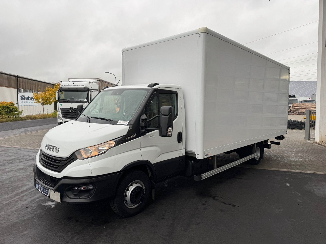 Iveco Daily 70C18 A8 *Koffer*LBW*Automatik* - Box van: picture 4 Iveco Daily 70C18 A8 *Koffer*LBW*Automatik* - Box van: picture 4