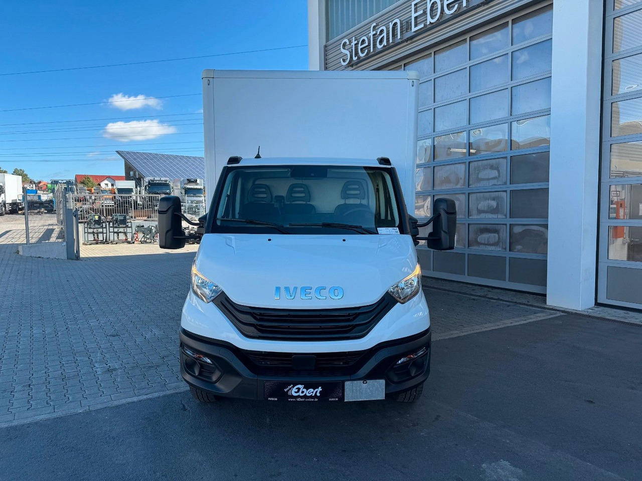 Iveco Daily 70C18 A8 *Koffer*LBW*Automatik* - Box van: picture 2 Iveco Daily 70C18 A8 *Koffer*LBW*Automatik* - Box van: picture 2