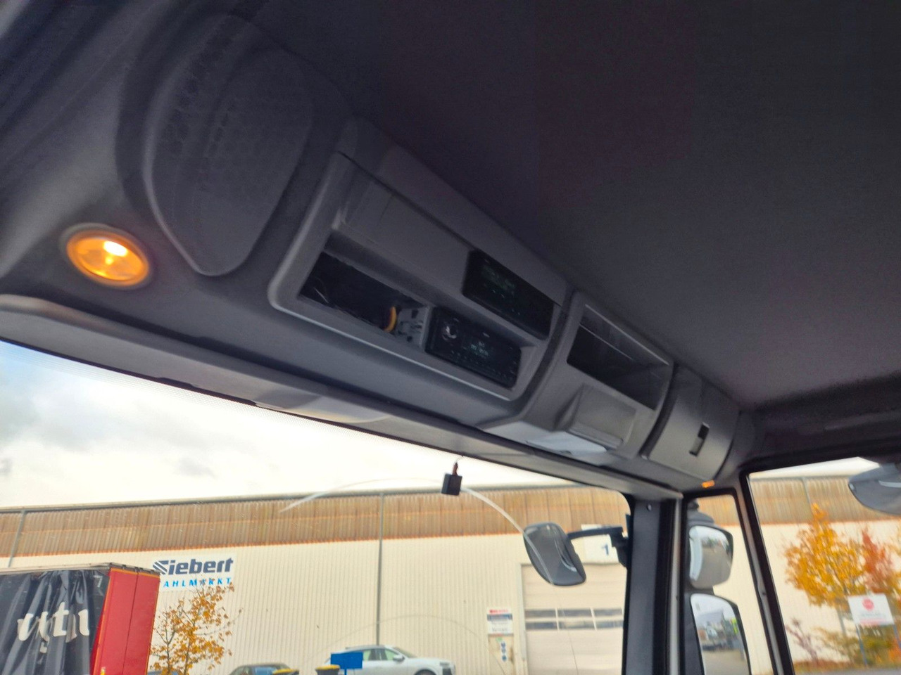 Box van Iveco Eurocargo 75-210 Koffer LBW: picture 25